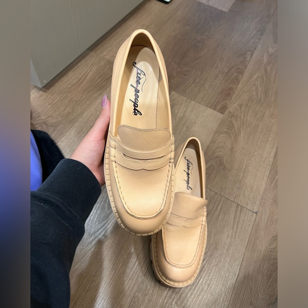 Women’s Free People shoes